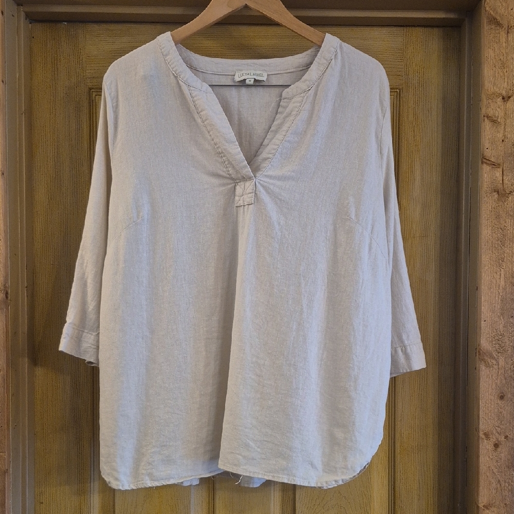 Lucy & Laurel 3/4 Sleeve Pull Over V Neckline Linen Blend Top  Khaki 1X Natural